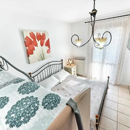 Flowers House - Host Solution Lido di Jesolo