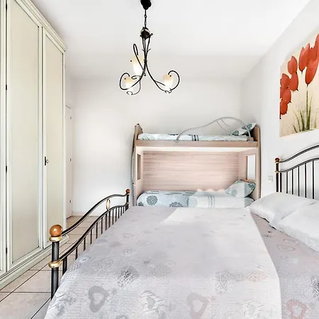 Apartment Flowers House - Host Solution Lido di Jesolo