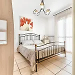 Apartment Flowers House - Host Solution *